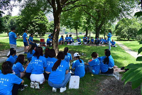 上海博歌-佘山團康活動節(jié)目表演
